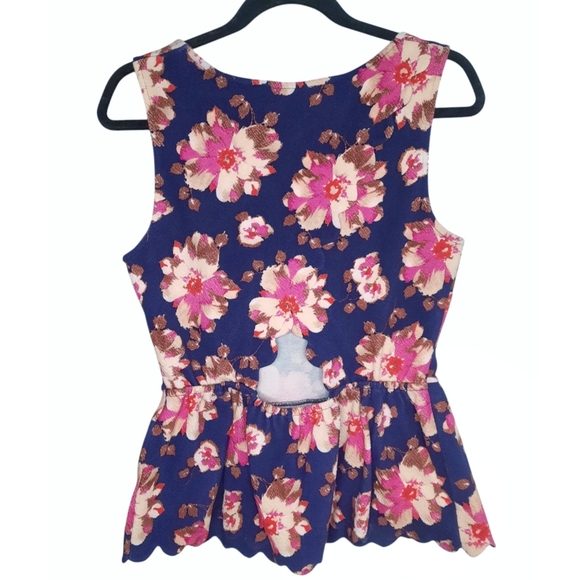 Anthropologie Floral Scalloped Peplum Top - Picture 3 of 8